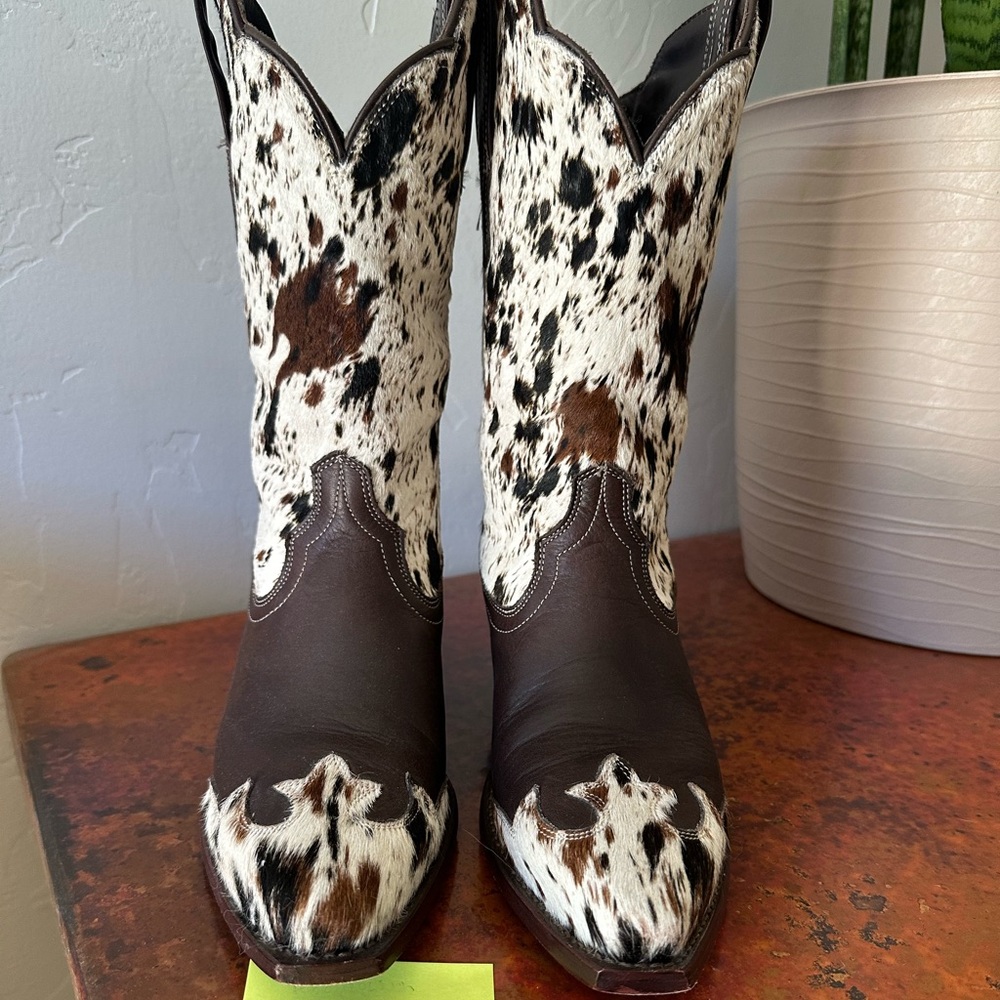 Tecovas Sadie Hair-on-Hide Boots size 6.5